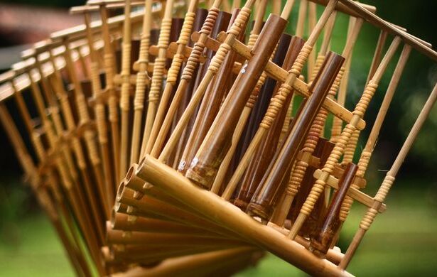 Daftar Alat Musik Tradisional Indonesia
