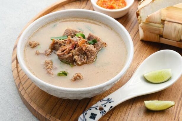Daftar Kuliner Wajib Coba Saat Liburan ke Makassar