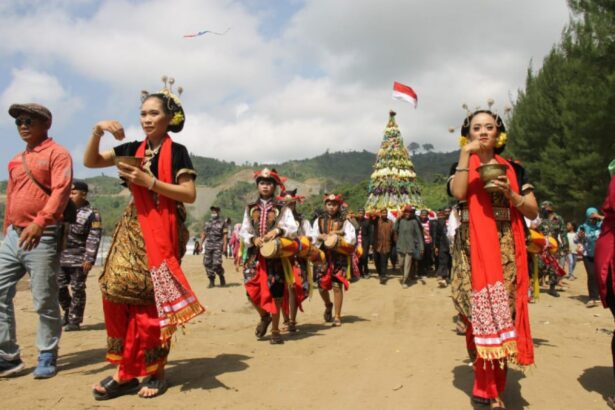 Ritual Sedekah Bumi di Tulungagung