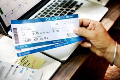 Cara Mendapatkan Tiket Pesawat Gratis