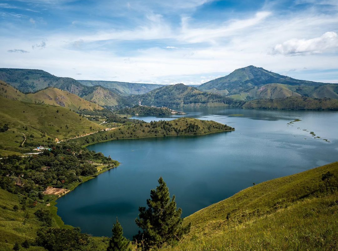 Sejarah Asal-Usul Danau Toba