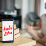 Tips Melakukan Digital Detox Saat Liburan