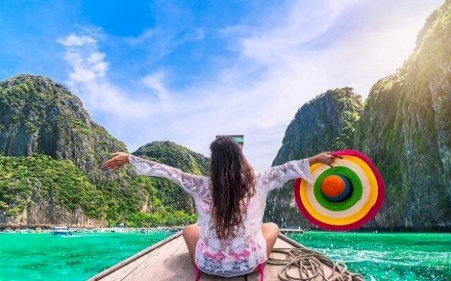 Tips Traveling Sendirian untuk Pemula
