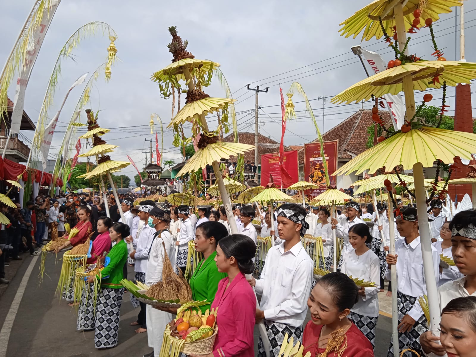Tradisi Seren Taun di Jawa Barat