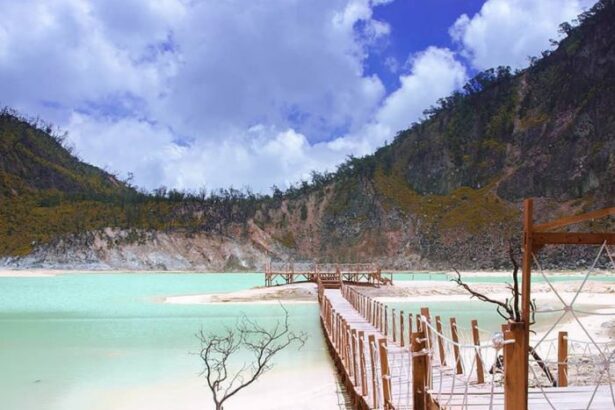 Berkunjung ke Kawah Putih Ciwidey