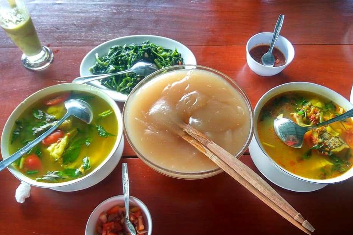 Papeda di Papua dan Maluku