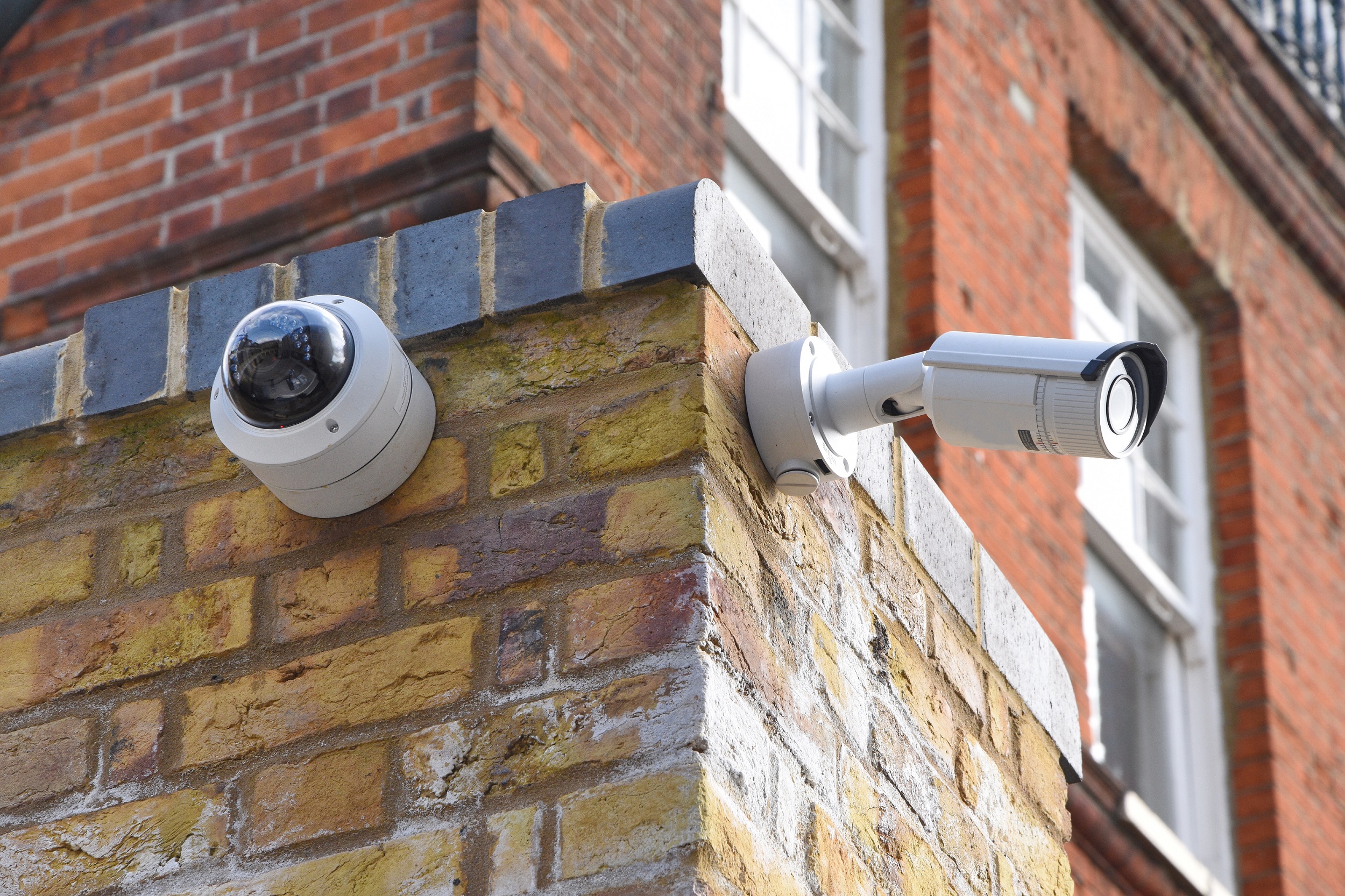 Tips Memasang CCTV dan Sistem Keamanan Pintar untuk Ruko
