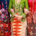 busana Kebaya