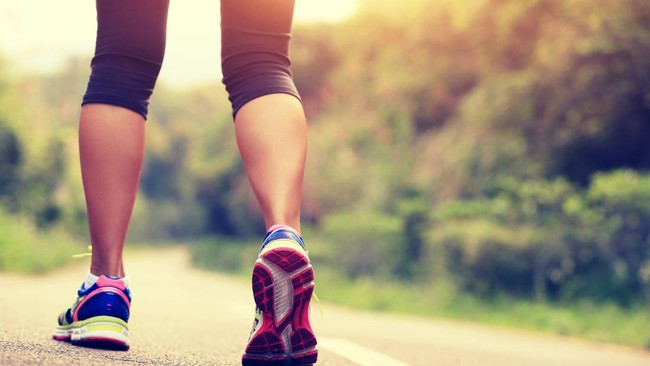 Tips Konsisten Jalan Kaki Sepuluh Ribu Langkah Sehari